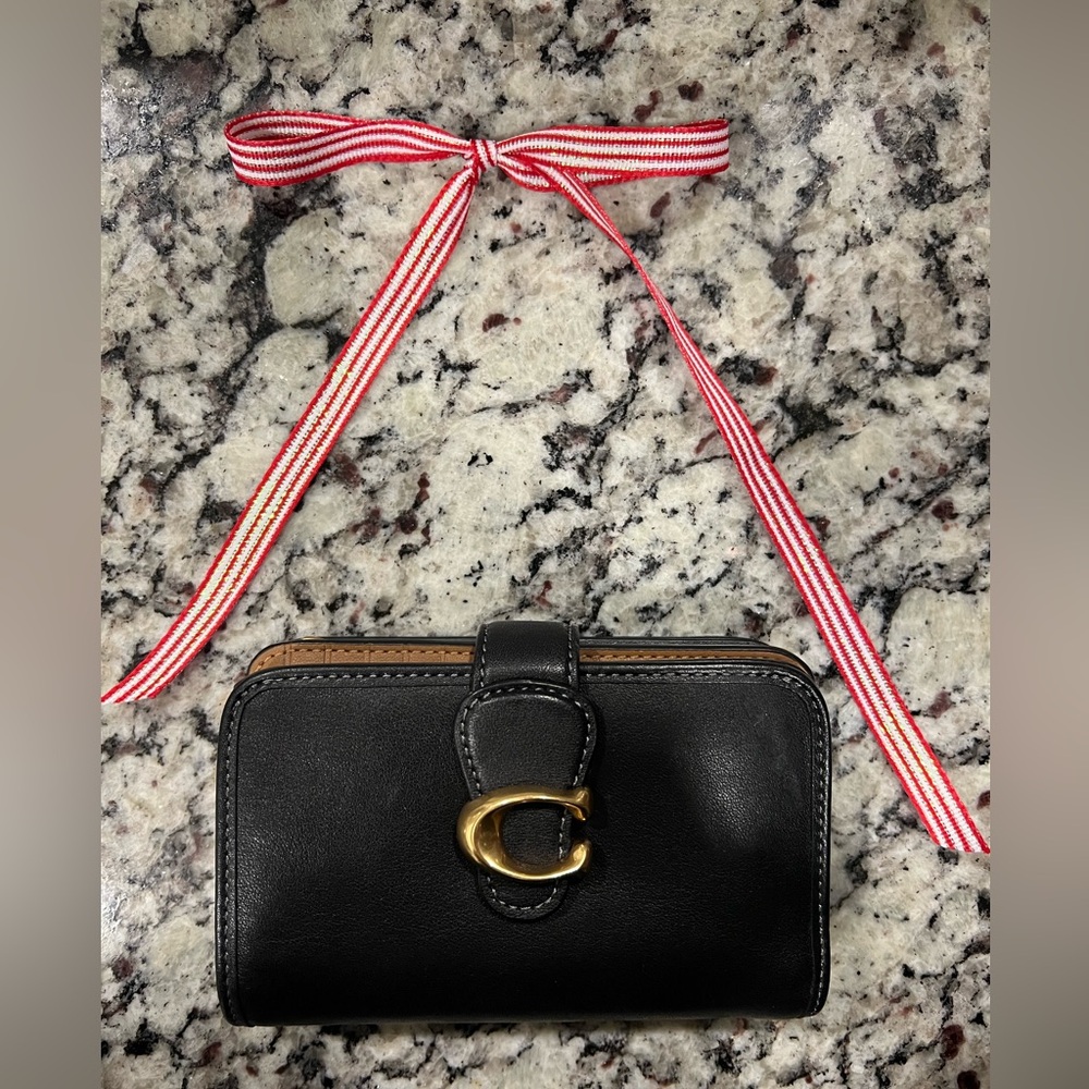 Coach Black Leather wallet in excellent condition!